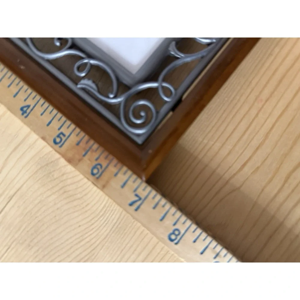 Vintage‎ Malden Ornate Metal Wood Picture Frame 